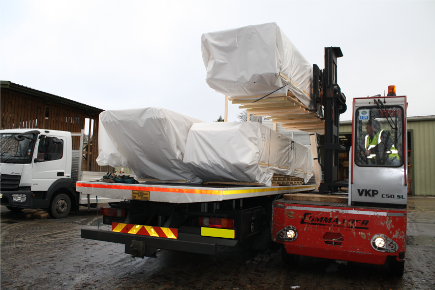 Deliver_Truck_02